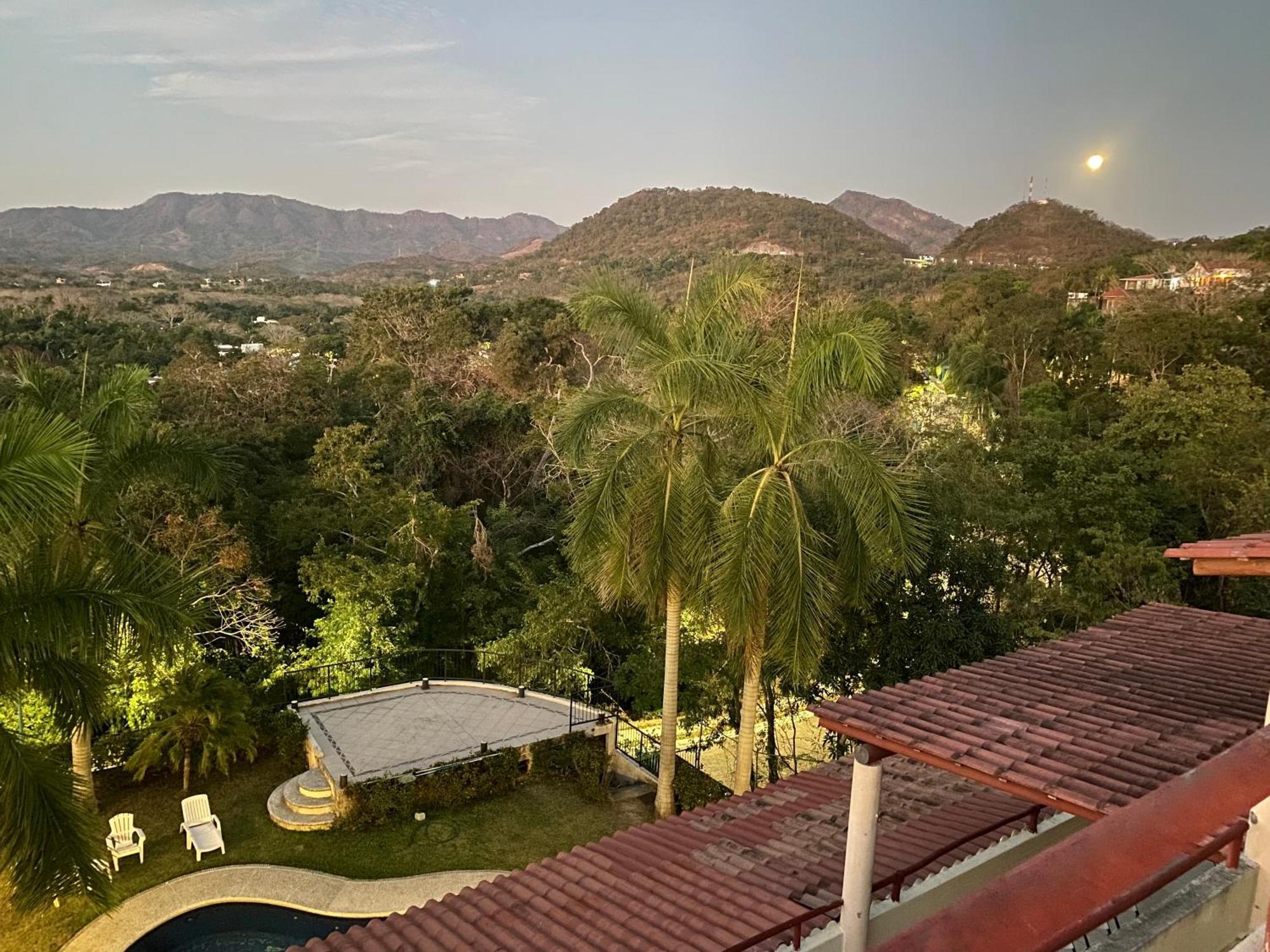 Vistas A Las Montanas Y Al Mar I Condominio Las Calandrias I Alberca I Wi-Fi Ixtapa  Exterior photo